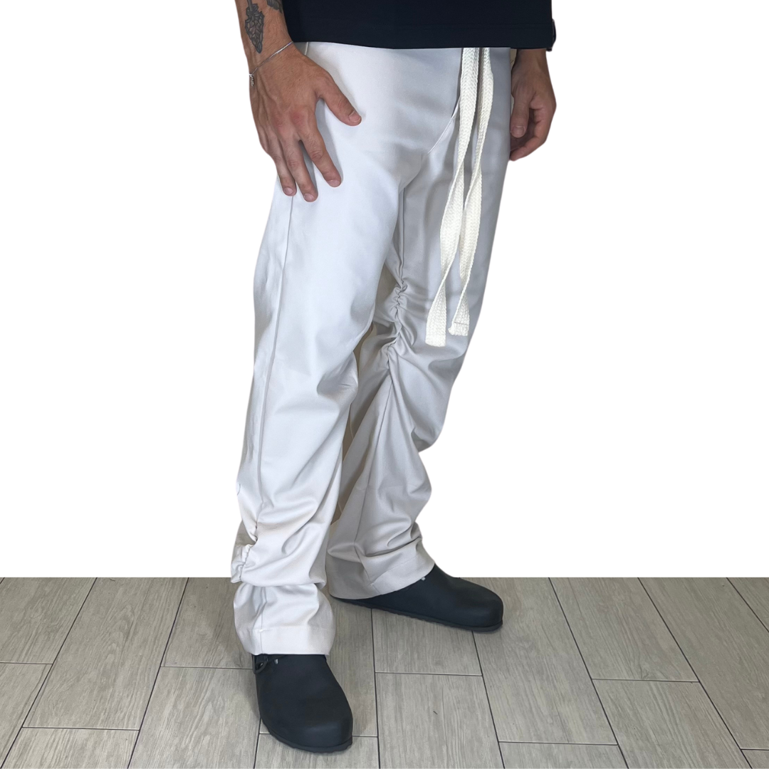 PANTALACCIO DETAILED